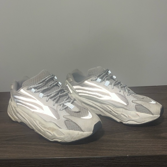 COPY - Adidas Yeezy Boost 700 V2 “static” main image 5